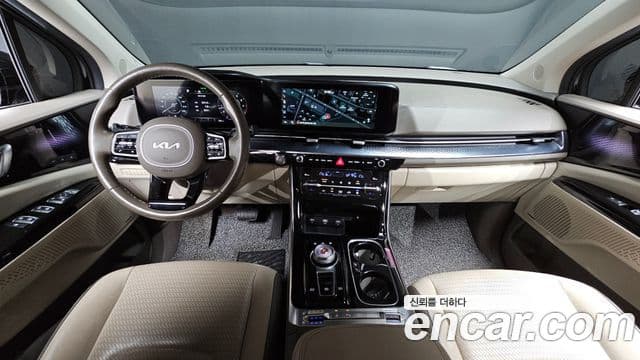 Kia Carnival 2021 — ფოტო 7/20