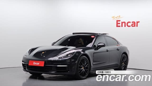 Porsche Panamera 2018 — ფოტო 1/20
