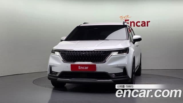 Kia Carnival 2022 — Фото 3/20