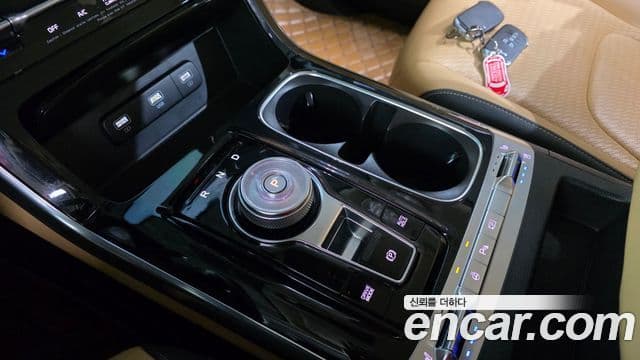 Kia Carnival 2022 — Фото 9/20
