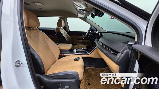 Kia Carnival 2022 — Фото 10/20