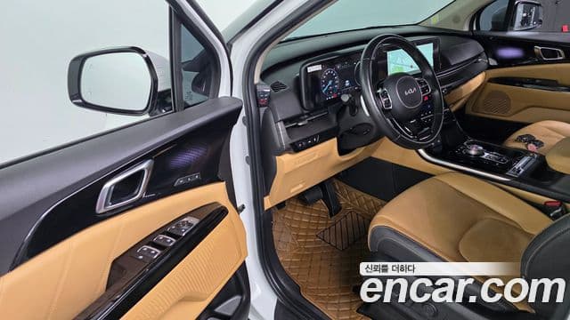 Kia Carnival 2022 — Фото 11/20