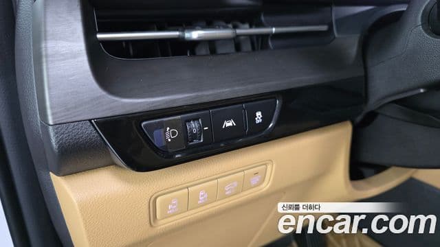 Kia Carnival 2022 — Фото 13/20