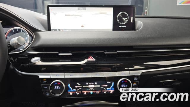 Genesis Electrified G80 2020 — Şəkil 14/20