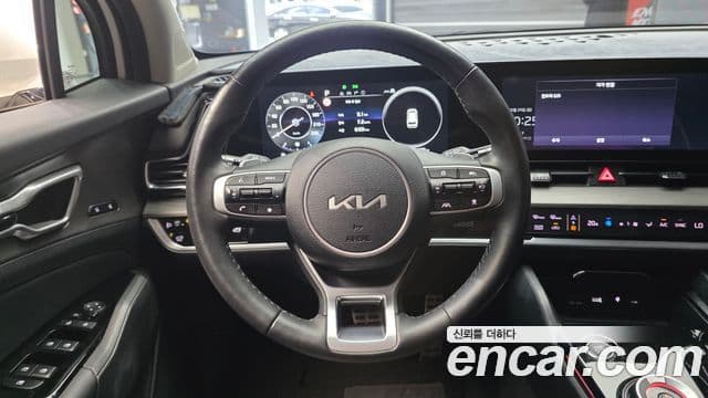 Kia Sportage 2023 — Şəkil 13/20