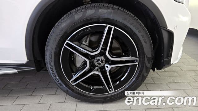 Mercedes-Benz GLC-Class 2023 — ფოტო 5/20