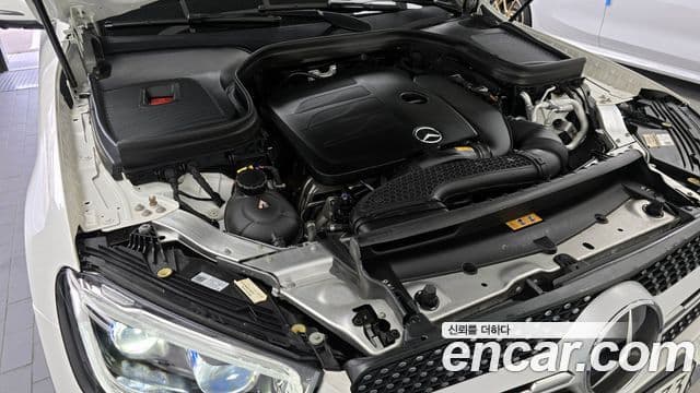 Mercedes-Benz GLC-Class 2023 — Photo 17/20
