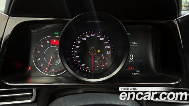 Hyundai The New Avante Hybrid 2021 — Şəkil 13/20