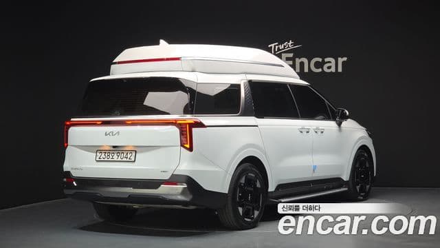Kia Carnival 2024 — Фото 2/20