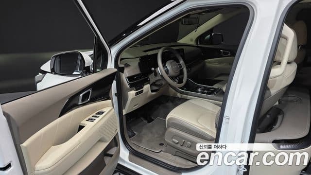 Kia Carnival 2024 — Фото 10/20