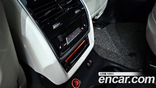 BMW X7 2022 — Şəkil 18/20
