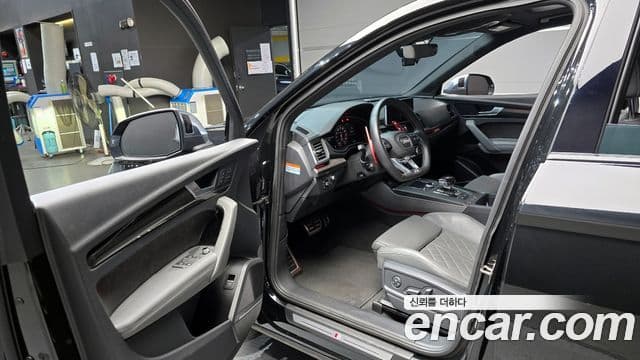 Audi Q5 2020 — Şəkil 11/20
