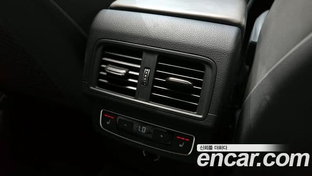 Audi Q5 2020 — Şəkil 16/20