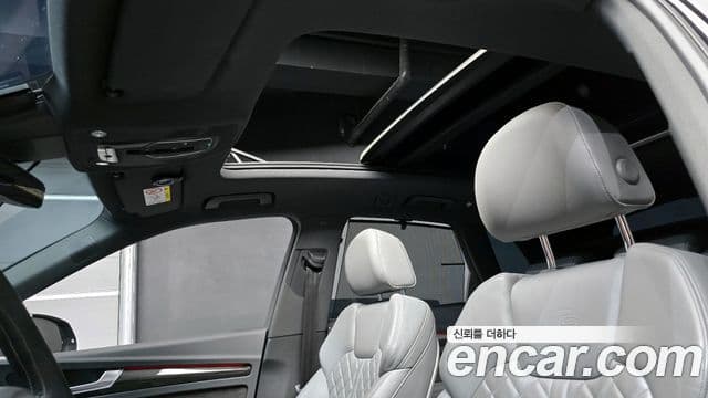 Audi Q5 2020 — Şəkil 18/20