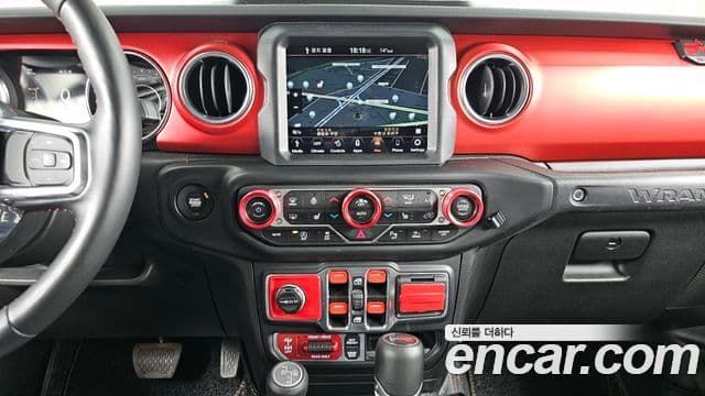 Jeep Wrangler 2023 — ფოტო 15/20