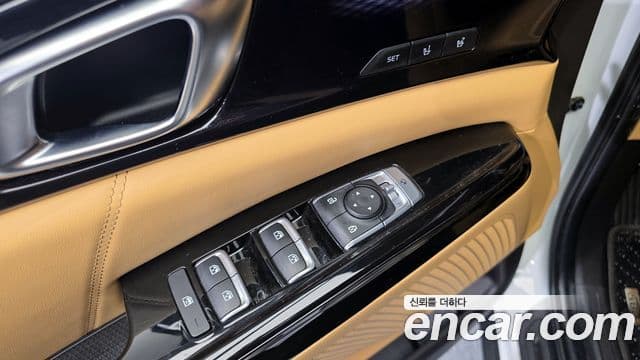 Kia Carnival 2020 — ფოტო 6/20