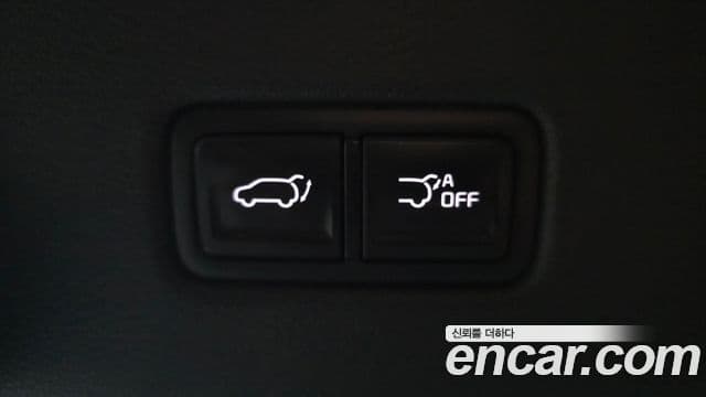 Kia Carnival 2020 — ფოტო 14/20