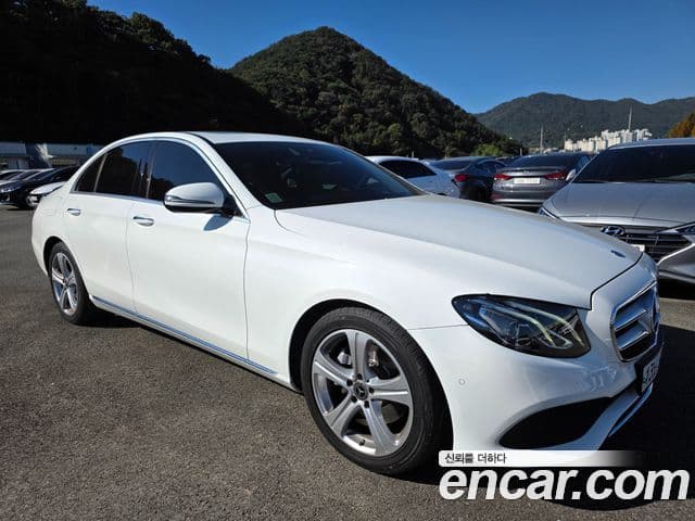 Mercedes-Benz E-Class 2018 — Şəkil 7/20