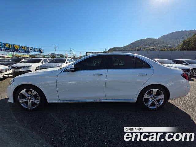 Mercedes-Benz E-Class 2018 — Şəkil 2/20