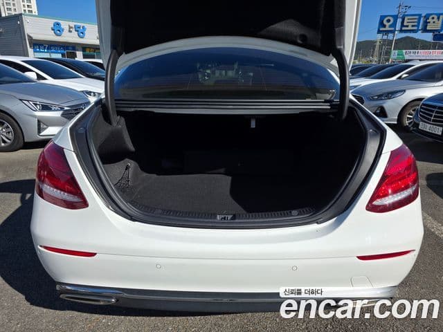 Mercedes-Benz E-Class 2018 — Şəkil 4/20