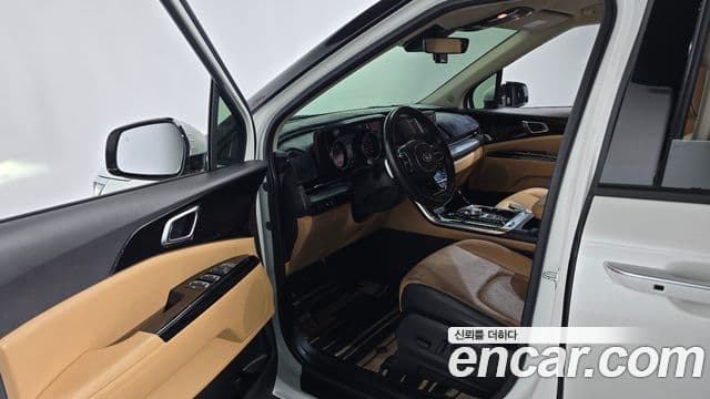 Kia Carnival 2020 — Şəkil 10/20