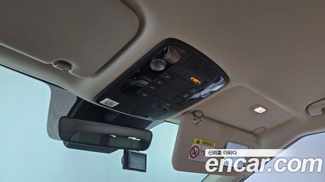 Kia Carnival 2020 — Şəkil 18/20
