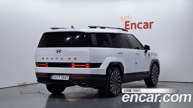 Hyundai Santa Fe 2023 — ფოტო 2/20