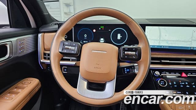 Hyundai Santa Fe 2023 — ფოტო 13/20