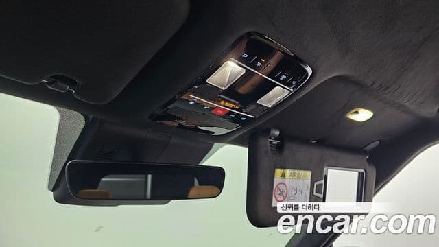 Hyundai Santa Fe 2023 — ფოტო 17/20