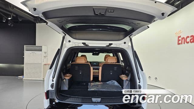 Hyundai Santa Fe 2023 — ფოტო 20/20