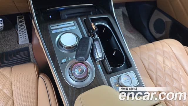 Genesis GV80 2023 — ფოტო 9/20