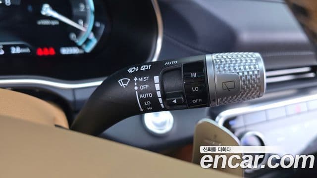 Genesis GV80 2023 — ფოტო 18/20