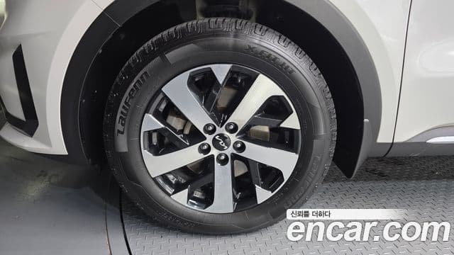 Kia Sorento 2021 — ფოტო 5/20