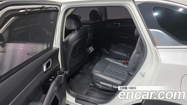 Kia Sorento 2021 — ფოტო 11/20
