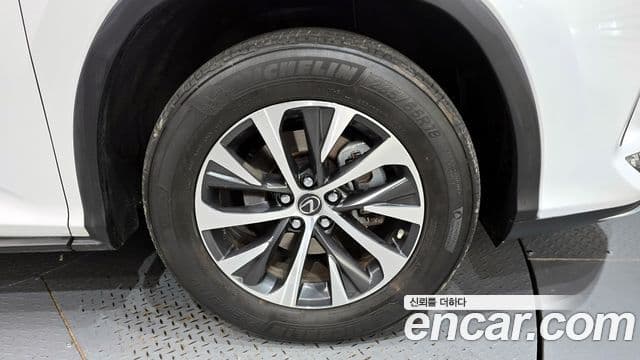 Lexus RX450h 2020 — Şəkil 5/20