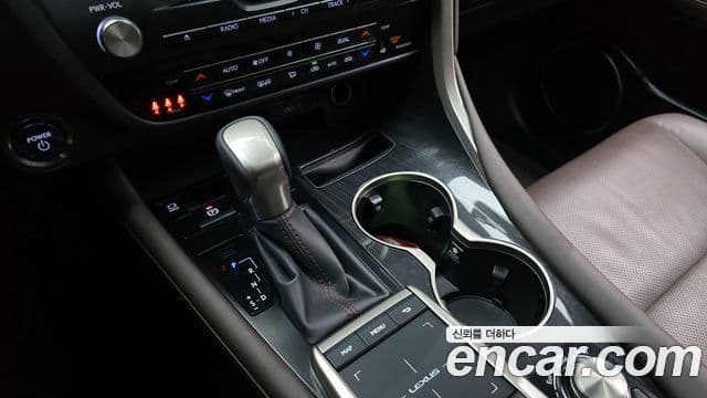 Lexus RX450h 2020 — Şəkil 9/20
