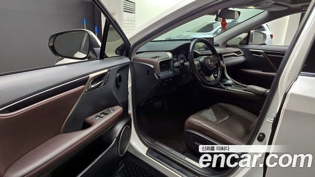 Lexus RX450h 2020 — Şəkil 10/20