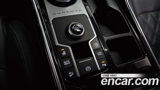 Kia Sorento 2020 — ფოტო 17/20
