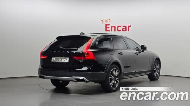 Volvo V90 Cross Country 2020 — Şəkil 2/20