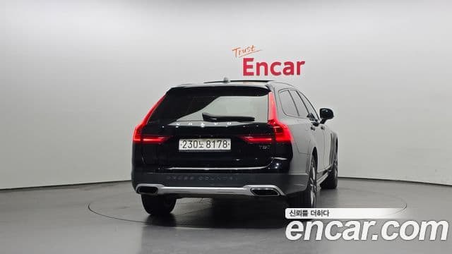 Volvo V90 Cross Country 2020 — Şəkil 4/20