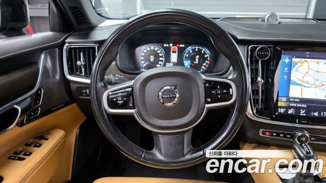 Volvo V90 Cross Country 2020 — Şəkil 13/20