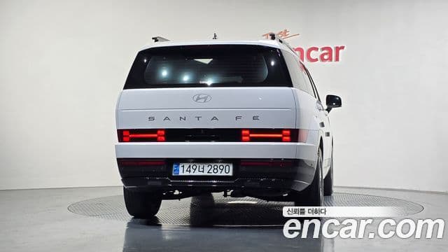 Hyundai Santa Fe 2023 — ფოტო 1/20