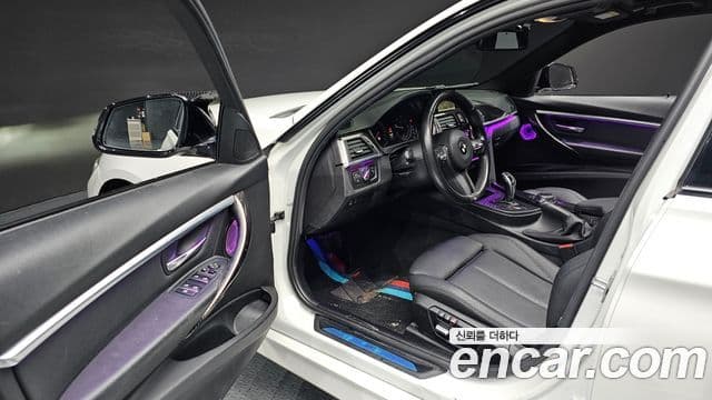 BMW 3 Series 2018 — ფოტო 11/20