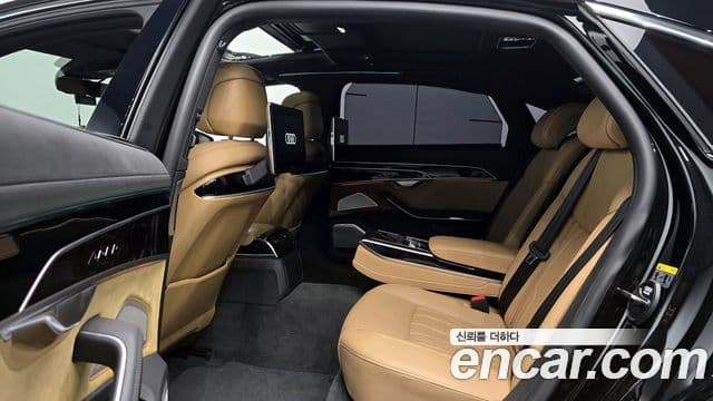Audi A8 2021 — ფოტო 12/20