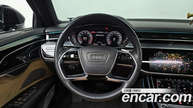 Audi A8 2021 — ფოტო 13/20