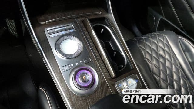 Genesis GV80 2020 — ფოტო 7/20