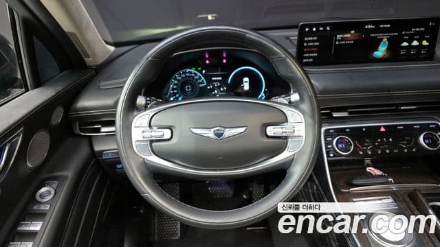 Genesis GV80 2020 — ფოტო 13/20