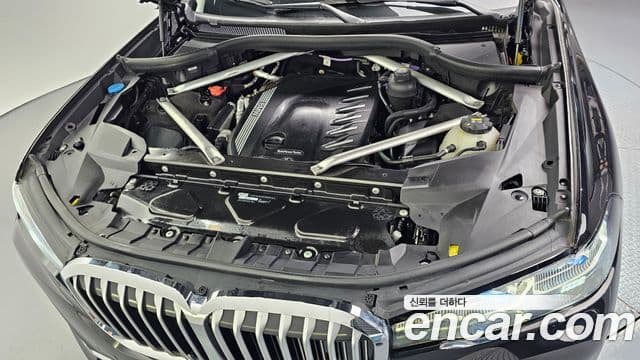 BMW X7 2020 — Photo 15/20