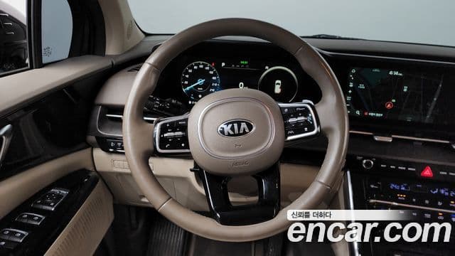 Kia Carnival 2020 — Фото 13/20