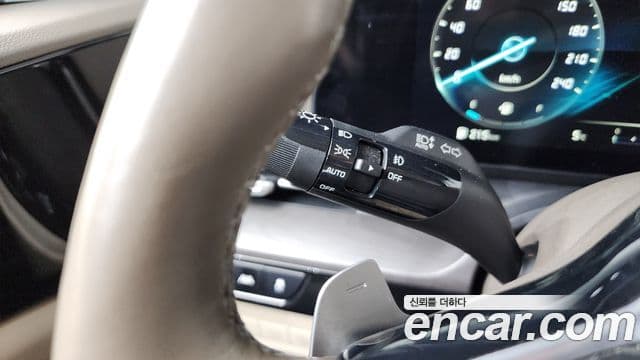 Kia Carnival 2020 — Фото 14/20